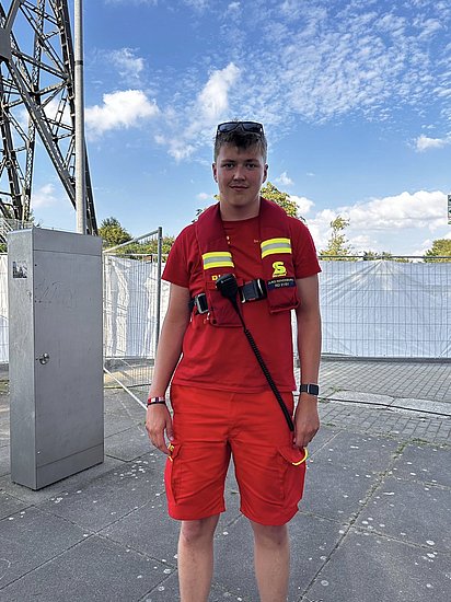 Beisitzer: Luca Husen